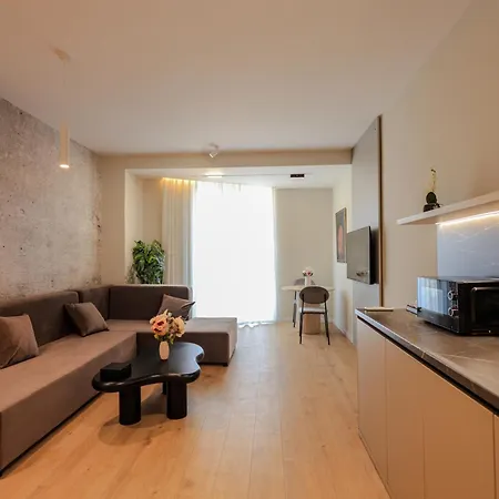 Giselle Escape טיראנה