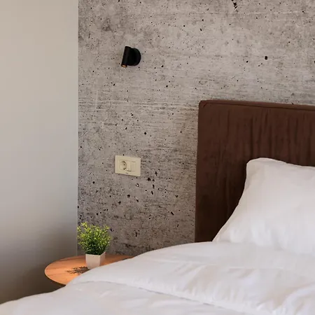 Giselle Escape Daire