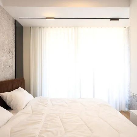 Giselle Escape * Tiran