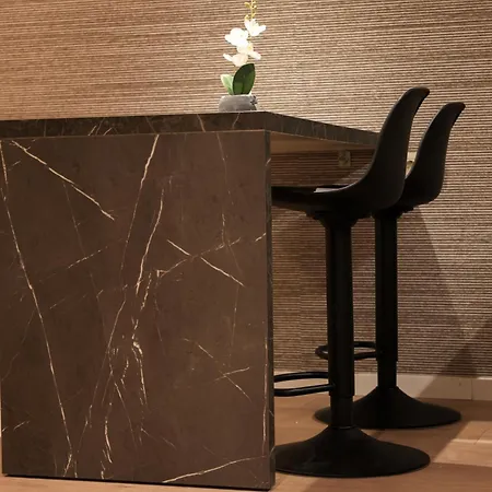 Giselle Escape Apartment