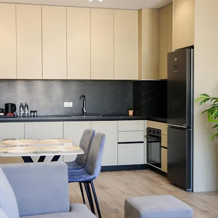 Apartment Giselle Escape *