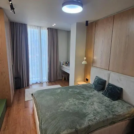 Apartment Giselle Escape Tirana