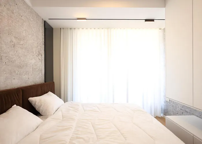 Giselle Escape * Tirana