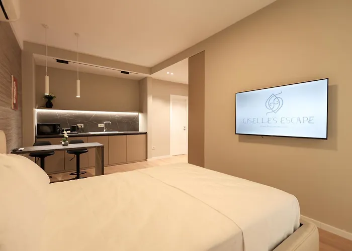 Giselle Escape * Tirana