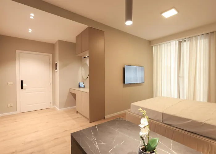 Giselle Escape * Tirana