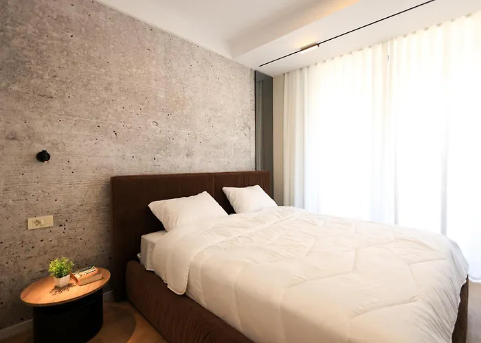 Giselle Escape Tirana