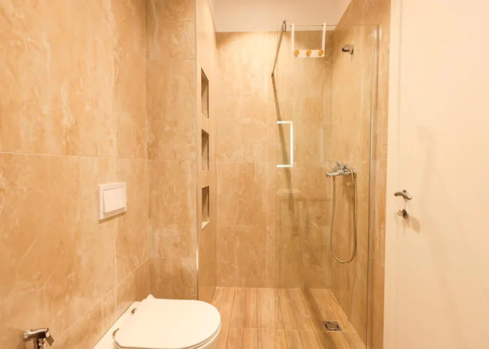 Giselle Escape Tirana