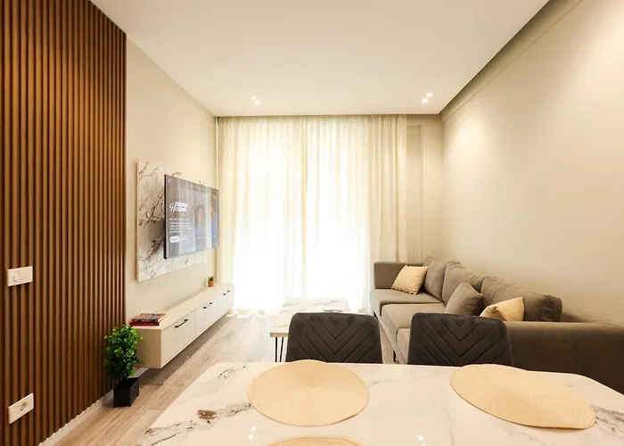 Giselle Escape Apartment *